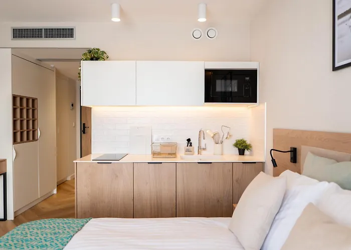 Port69 Aparthotel 4*